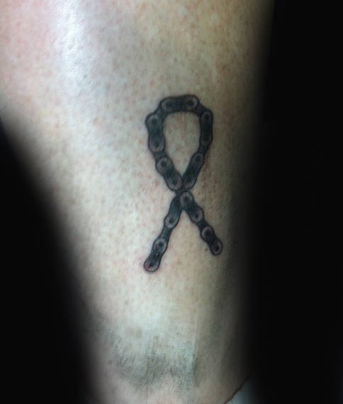 Schleife tattoo gegen den Krebs 51